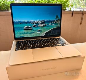 MacBookAir 13" M1 8/256gb