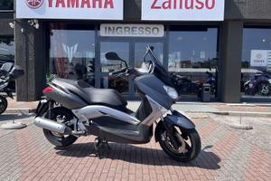 Yamaha X-Max 250
