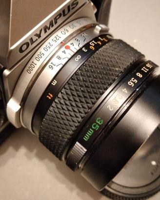 OLYMPUS Zuiko 35mm f 2.0 Grandangolo Luminoso