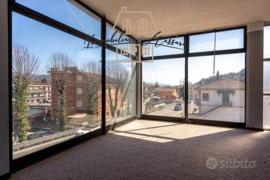 Palazzo / Stabile di 1500 m² a Borghetto di Vara