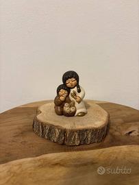 Bimbi con pannocchie presepe classico Thun