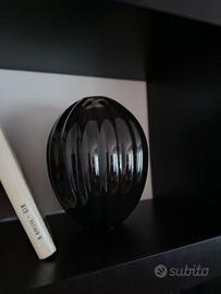 vaso da design nero assoluto
