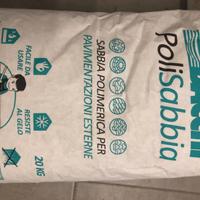 Sabbia polimerica per pavimentazioni esterne