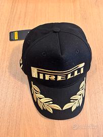 Cappello Pirelli con visiera 