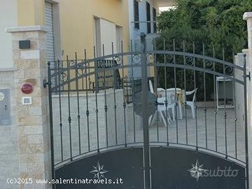 Pescoluse villette fronte spiaggia