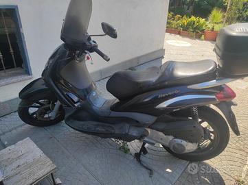 Piaggio Beverly 250