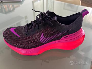 NIKE Invincible Run 3  (8.5 US)  n.ro 40
