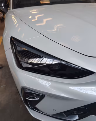 faro anteriore destro Cupra Leon