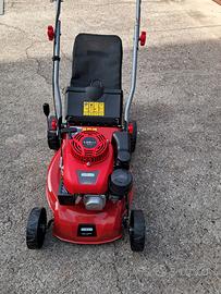 Tagliaerba a scoppio a spinta nuova mai usata