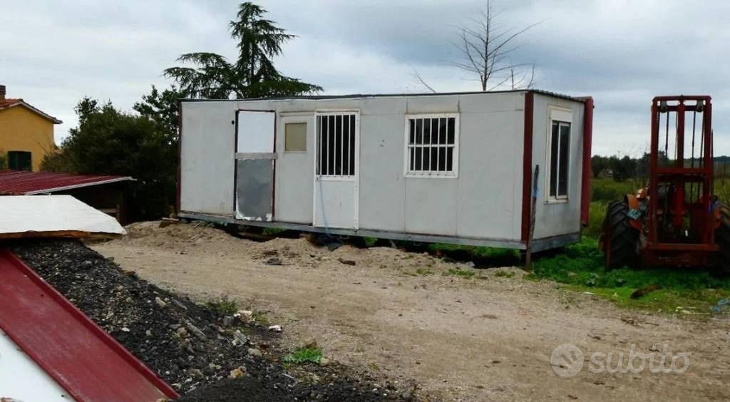 Immobile in asta di 471 m² con più di 5 locali a V - Vista 3