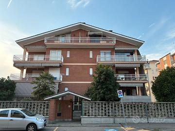 Appartamento in centro, con garage