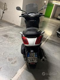 SCOOTER YAMAHA XMAX 250