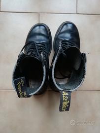Stivaletti donna Dr Martens modello 1460