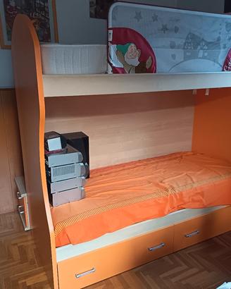 Letto a castello cameretta bambini con gradoni