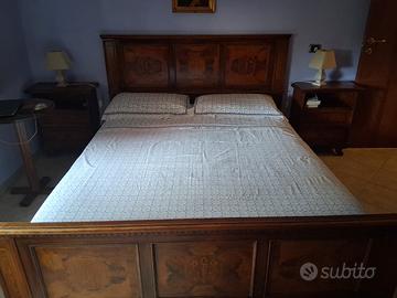 letto matrimoniale in noce  stile maggiolino