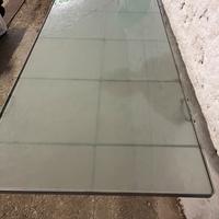 Tavolo da esterno ferro e vetro