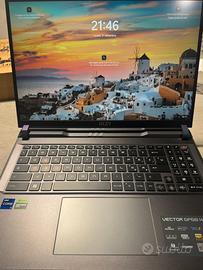 MSI Vector GP68HX 13VH - i9-13950HX- RTX4080
