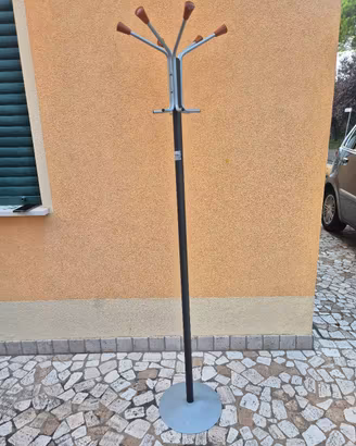 Appendiabiti a piantana