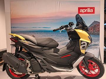 Aprilia SR GT 125 Sport Street Gold