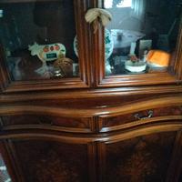 Mobili credenza e cassettiera