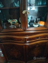 Mobili credenza e cassettiera