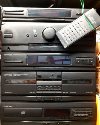 stereo Kenwood in buone condizioni 