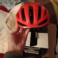 Casco bici Gist modello Bravo nuovo