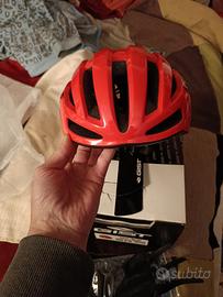 Casco bici Gist modello Bravo nuovo