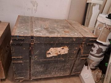 Baule vintage in legno