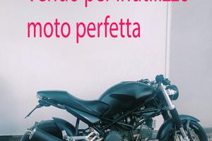 Ducati Monster Dark 750 -