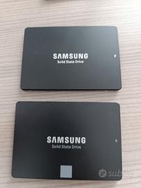 SSD Samsung 650 e Samsung 850 EVO da 120 GB
