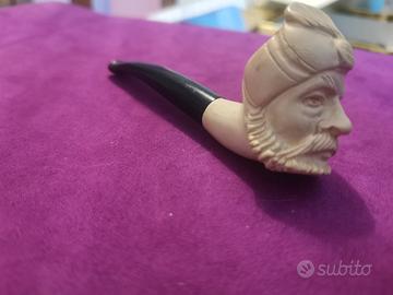 Pipa figurata in Schiuma di Mare scolpita a mano