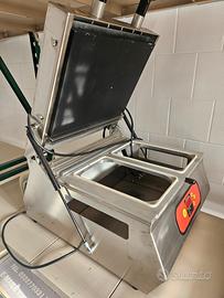 Confezionatrice sigillatrice