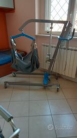 sollevatore elettrico per disabili 