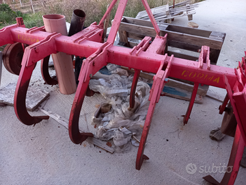 Attrezzi agricoli e trattore fiat 505/605