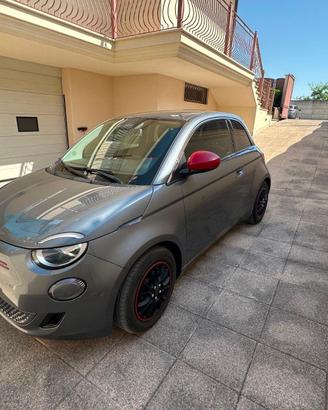 Fiat 500e RED