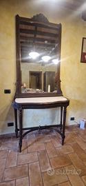 Specchiera con tavolo in marmo
