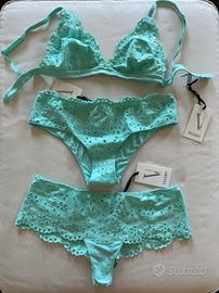 VALERY – Completo intimo colore acqua
