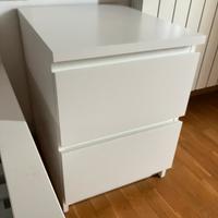 Camera da letto con completi d’arredo