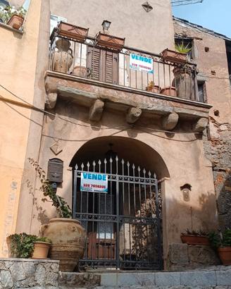 Palazzo chiavi in mano al centro di forza d'agro'