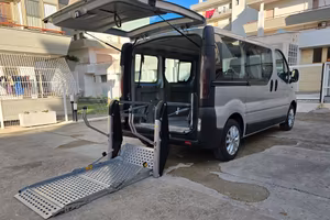 Nissan Primastar C29 - CON PEDANA PER CARROZZINA