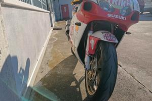 Suzuki gsxr 600