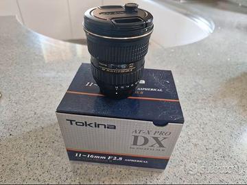 Tokina 11-16 attacco nikon
