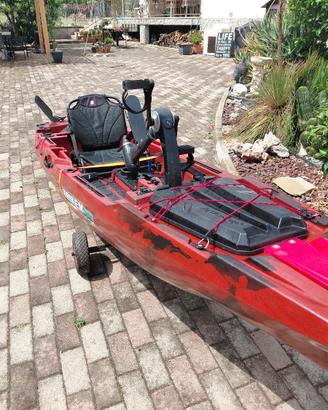 Kayak Big Mama Triken 405 a pedali carrello ancora