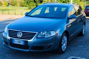 Volkswagen Passat 2.0 16V FSI 4mot. Var. Highline