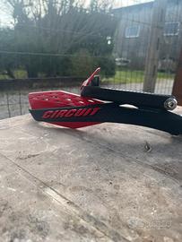 Paramani circuit carbon red