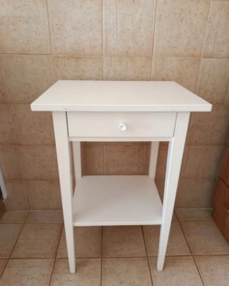 Comodini ikea
