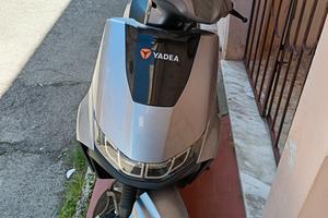 Scooter elettrico 