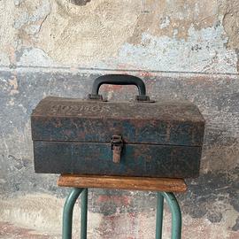 Cassetta da lavoro vintage Cosmos