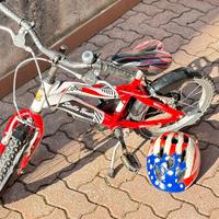 Bicletta bimbi con caschetto